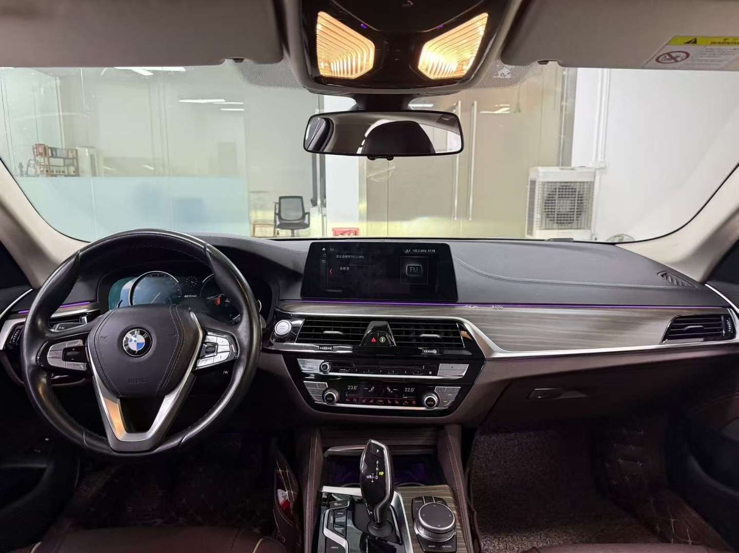 BMW 5 Series 2019 530Le Luxury Edition 2.0T 5