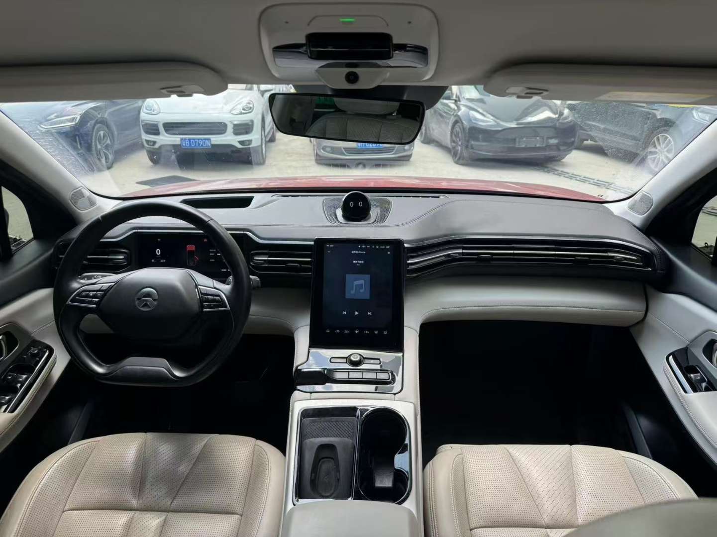 NIO ES8 Founders Edition 5