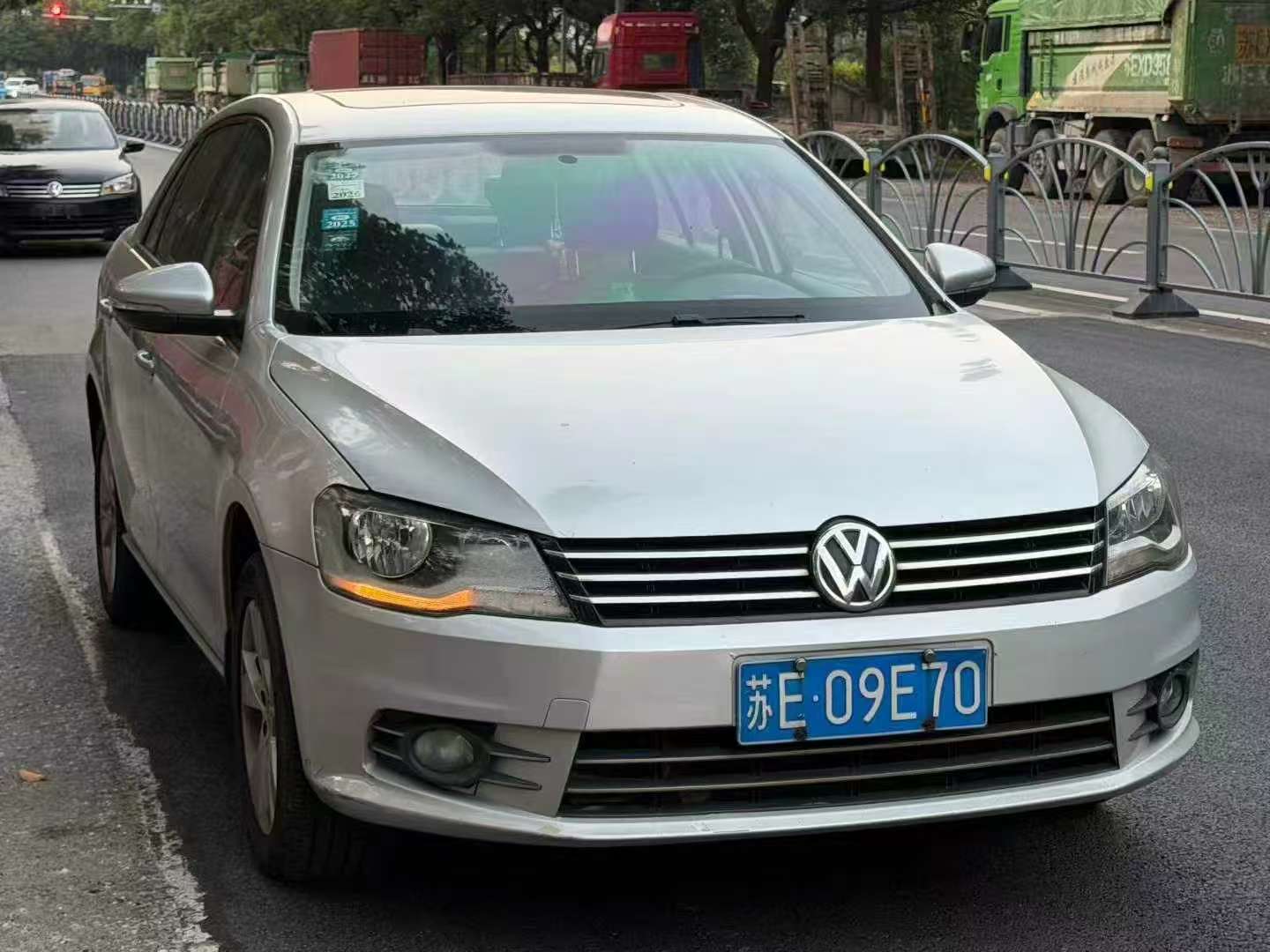 Volkswagen Bora 1.6L Automatic Sunroof 2