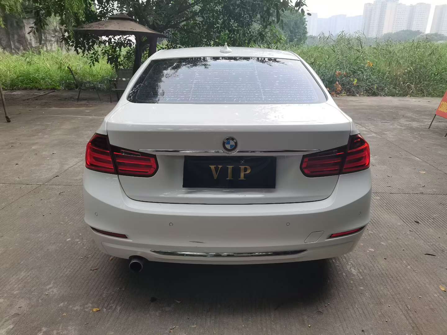 BMW 3 Series 316Li 5