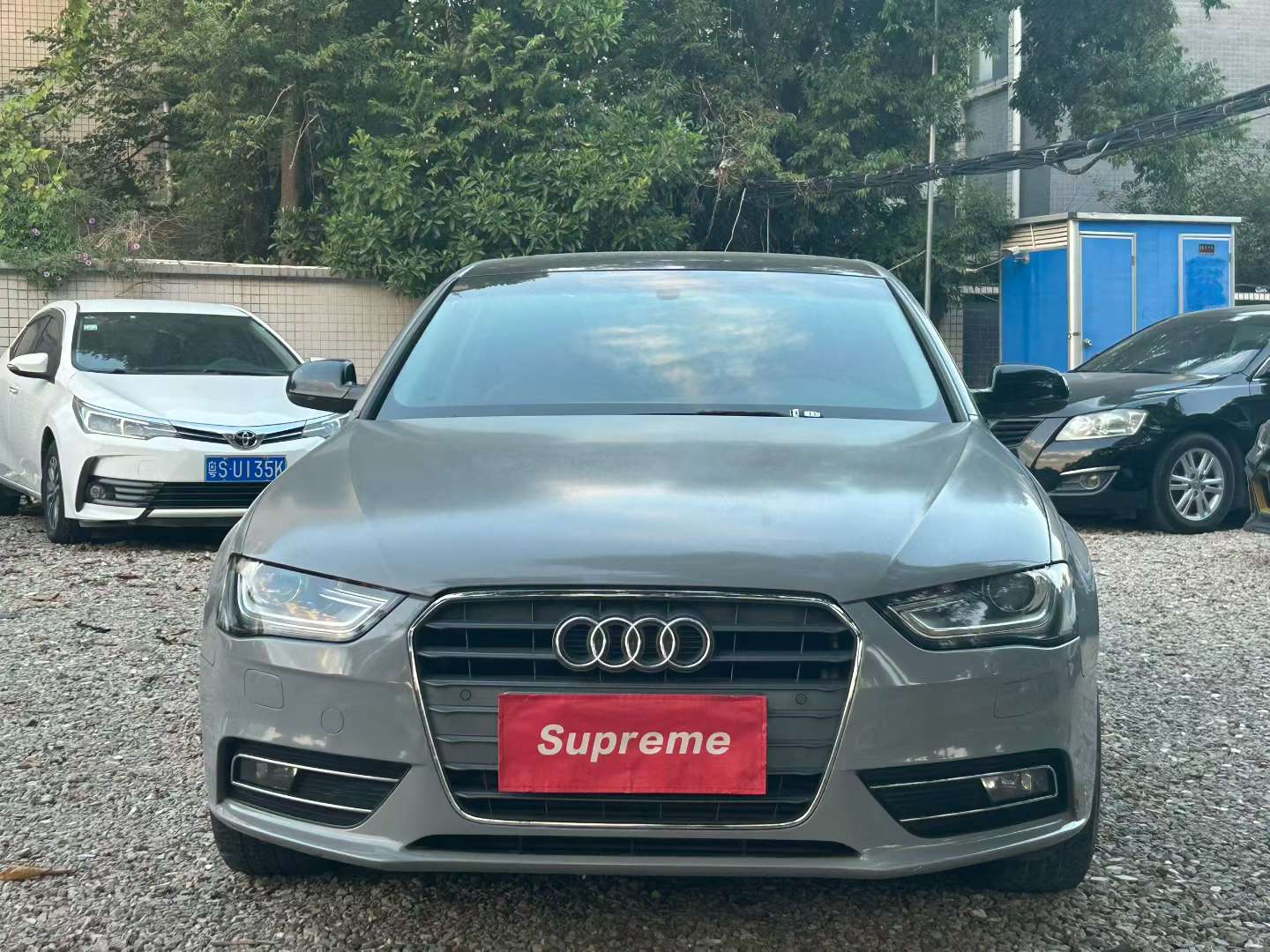 Audi A4L 2.0T Automatic Luxury Edition 2