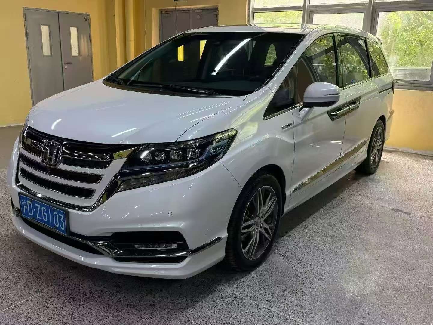 Honda Elysion Supreme Edition