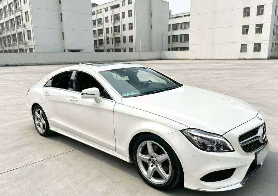 Mercedes-Benz CLS 260 2.0T Yicai Edition 3