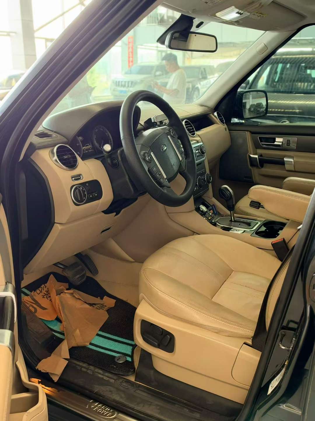 Land Rover Discovery 4 2