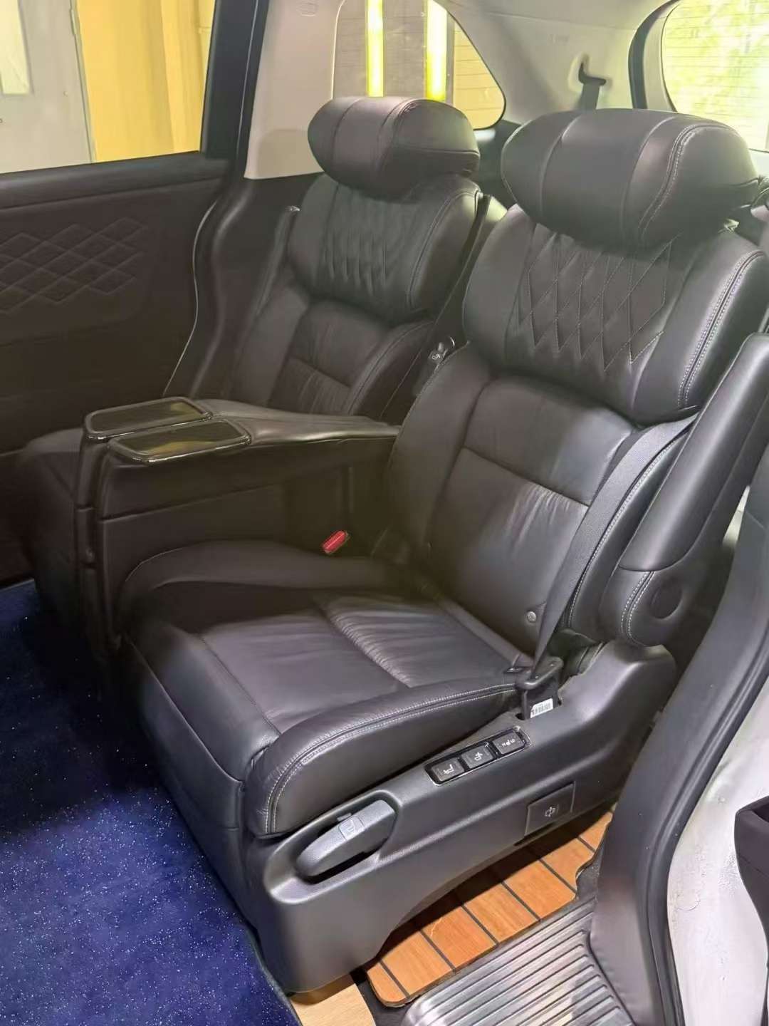 Honda Elysion Supreme Edition 5
