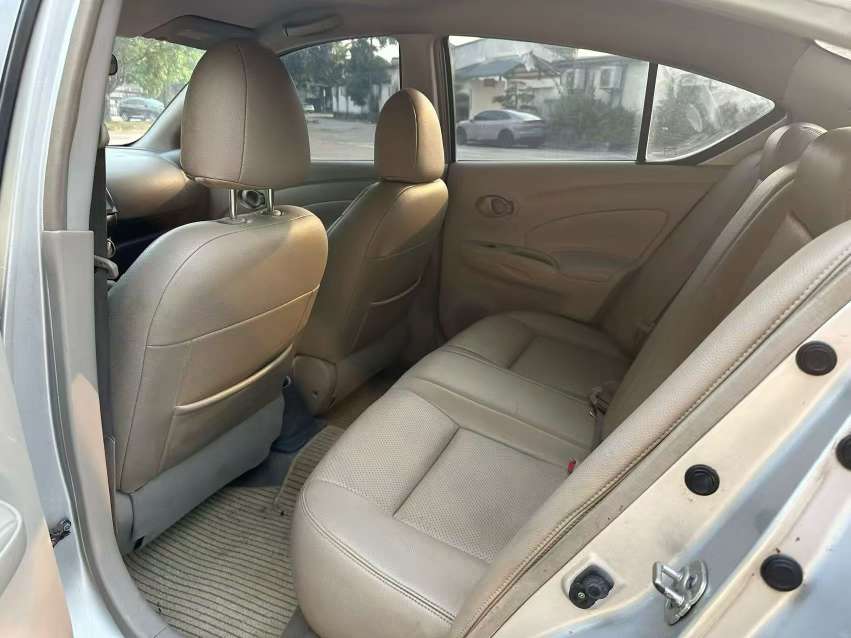Nissan Sunny 2014 1.5 CVT Comfort 6