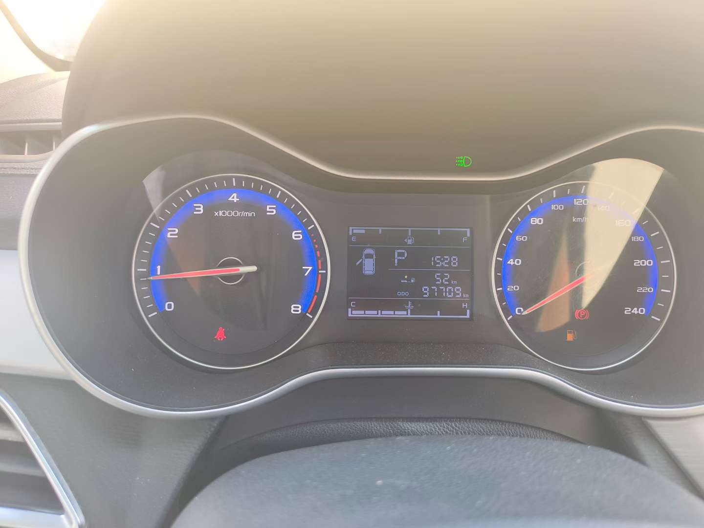 Geely Vision Luxury Edition 6
