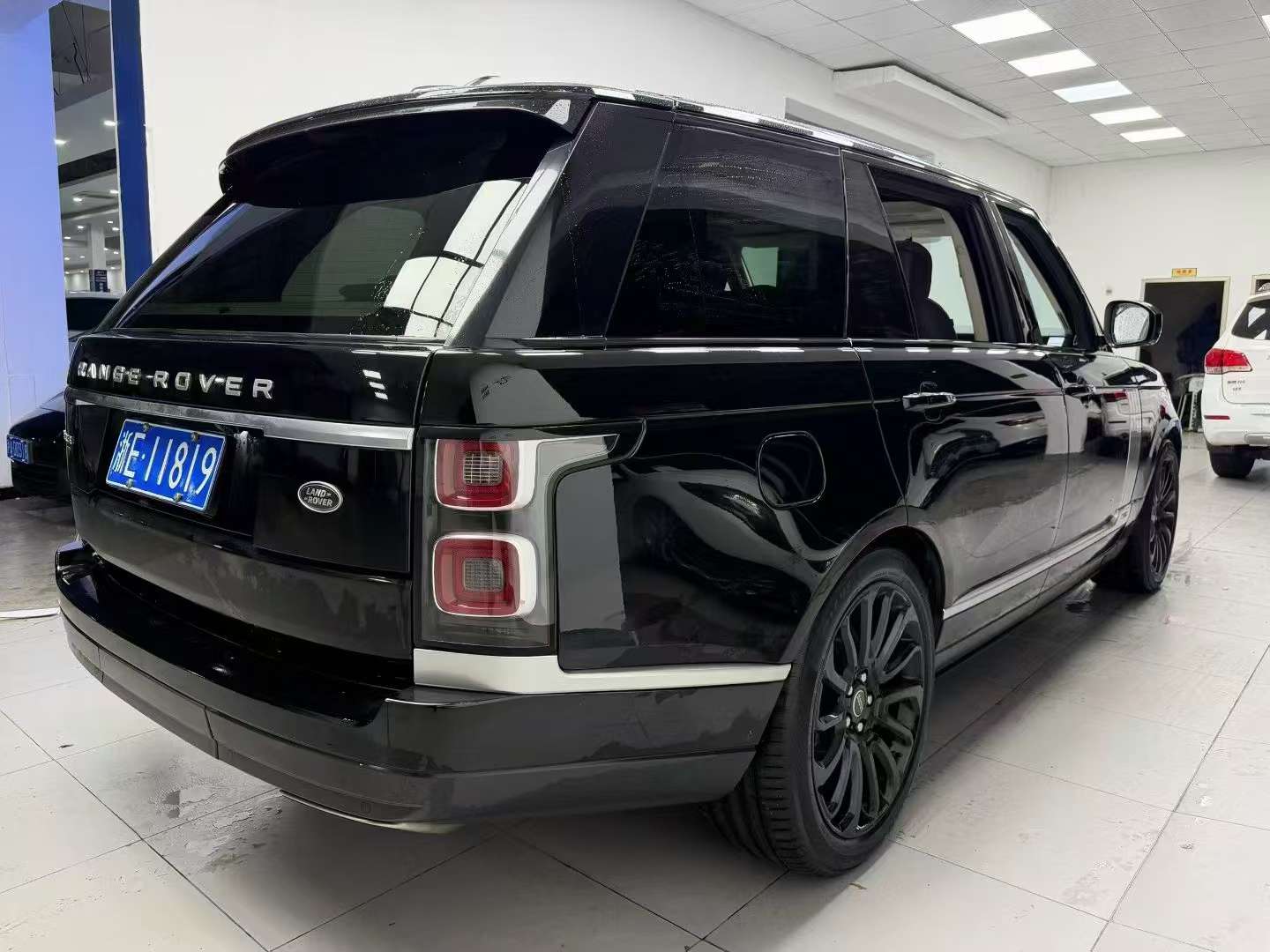 Land Rover Range Rover 4