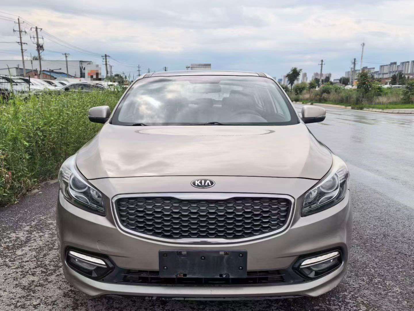 Kia K4