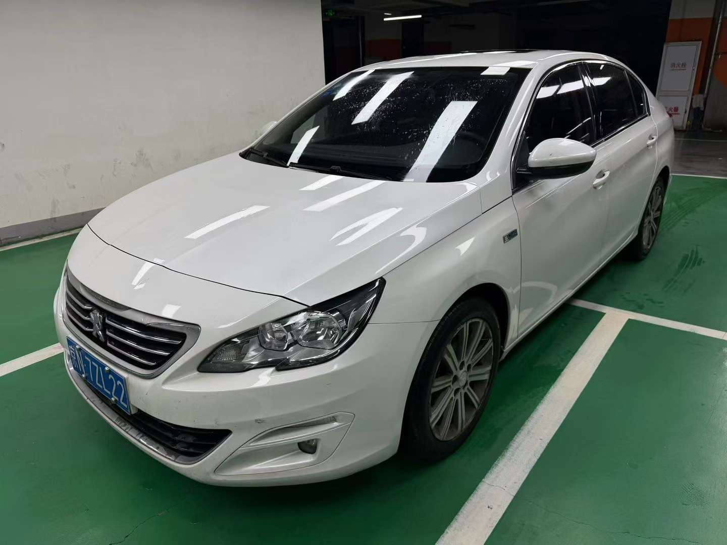 Peugeot 408 1.6T Automatic Sunroof