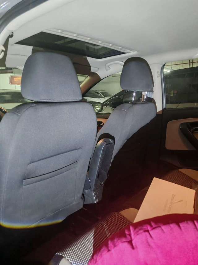 Volkswagen Polo 1.6Cross 6