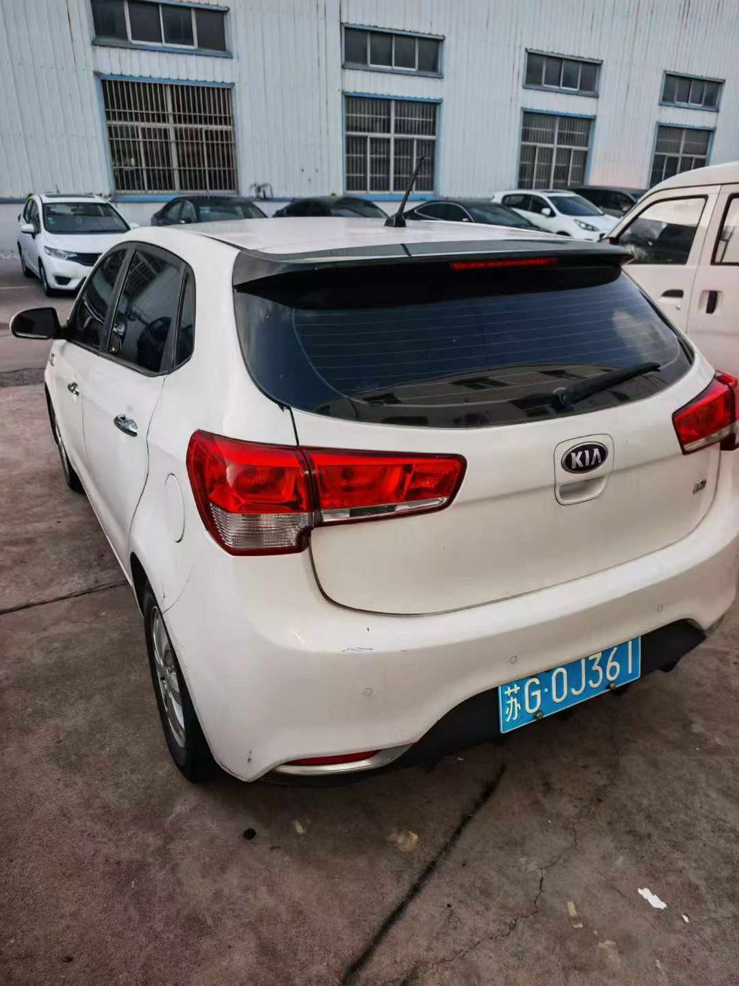 Kia K2 2015 Automatic Sunroof 4