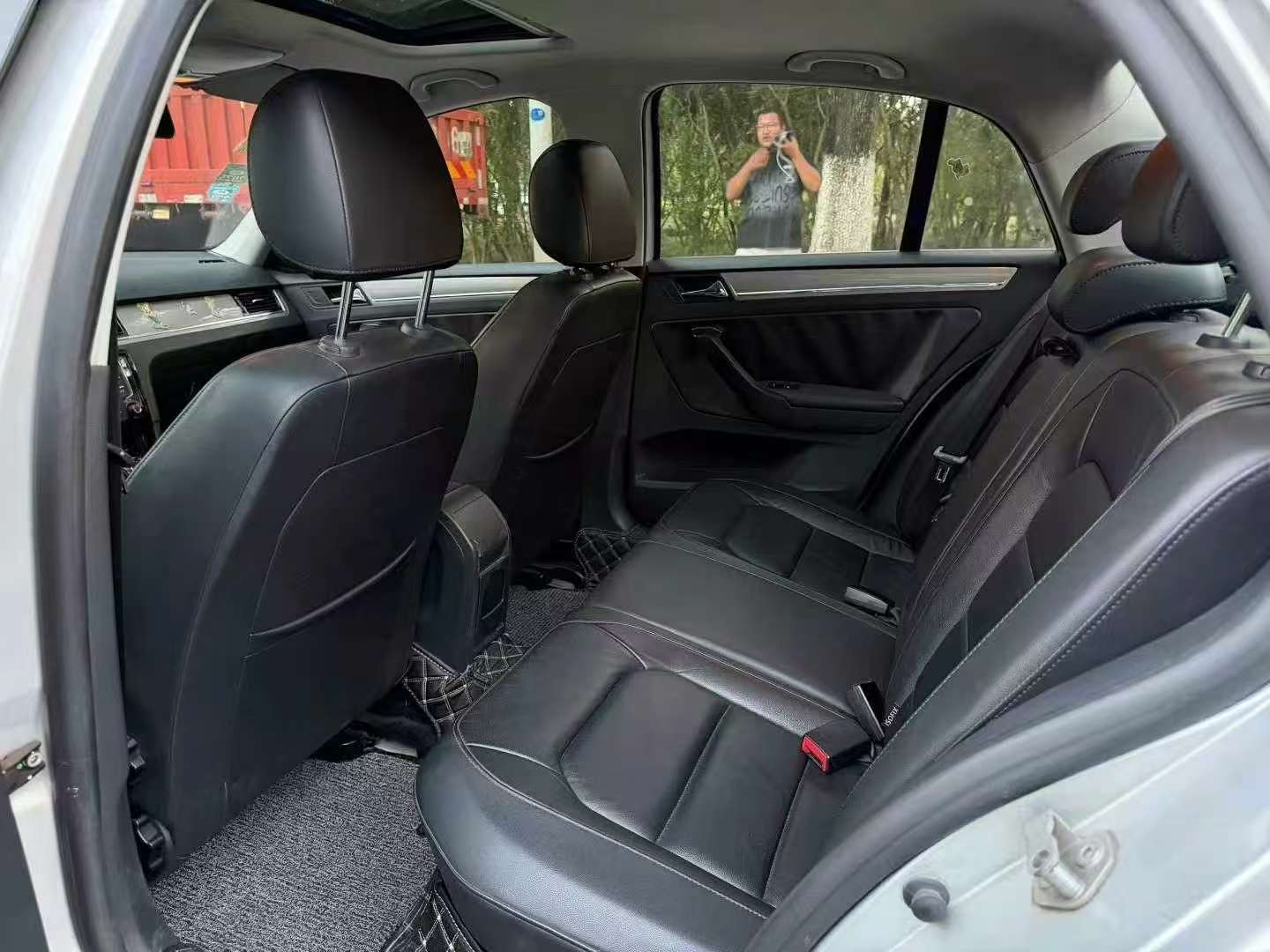 Volkswagen Bora 1.6L Automatic Sunroof 7