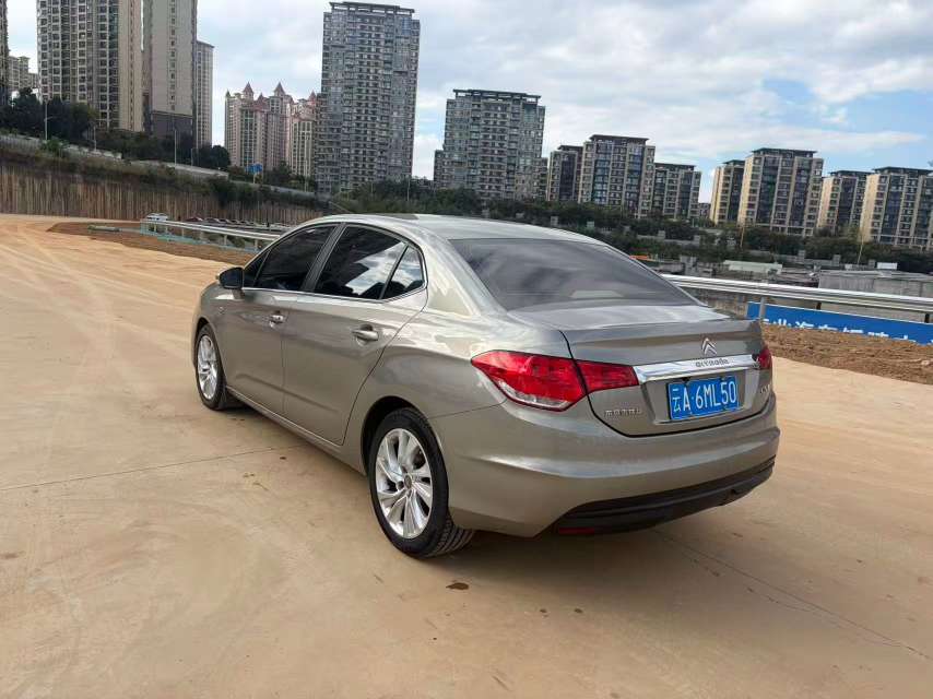 Citroën C4L 2013 1.6T Automatic 5