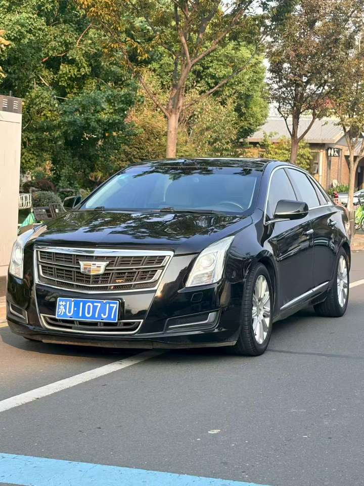 Cadillac XTS 2014 2.0T Luxury