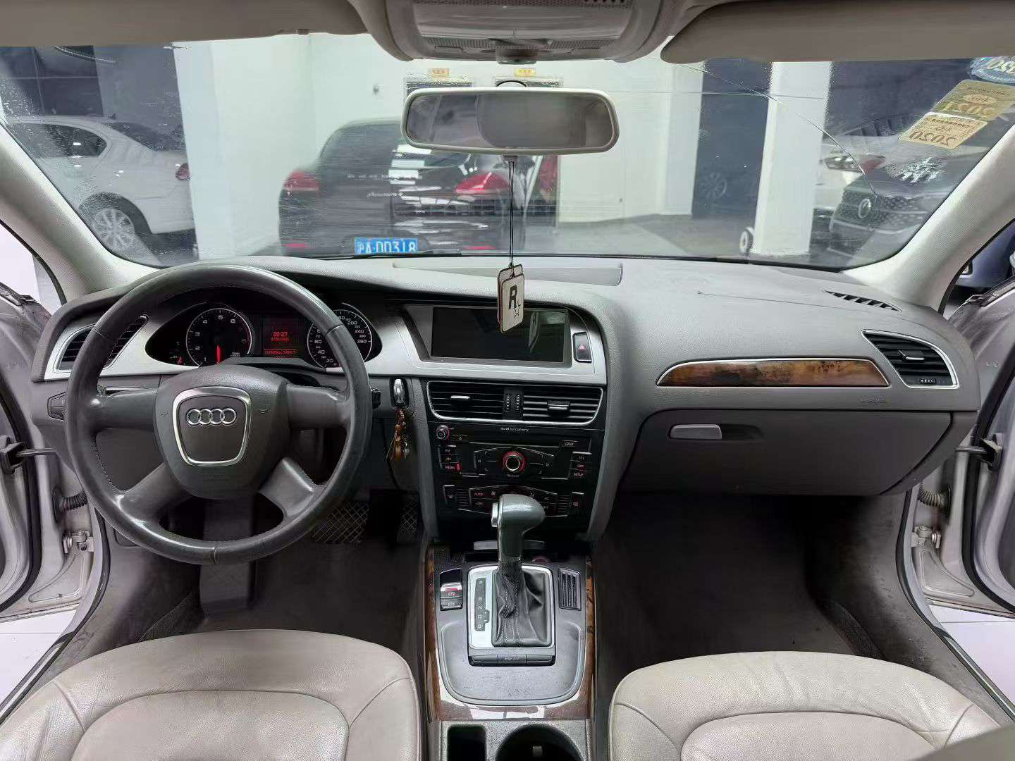 Audi A4L 5