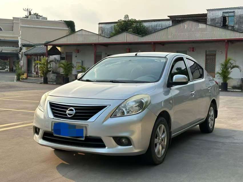 Nissan Sunny 2014 1.5 CVT Comfort