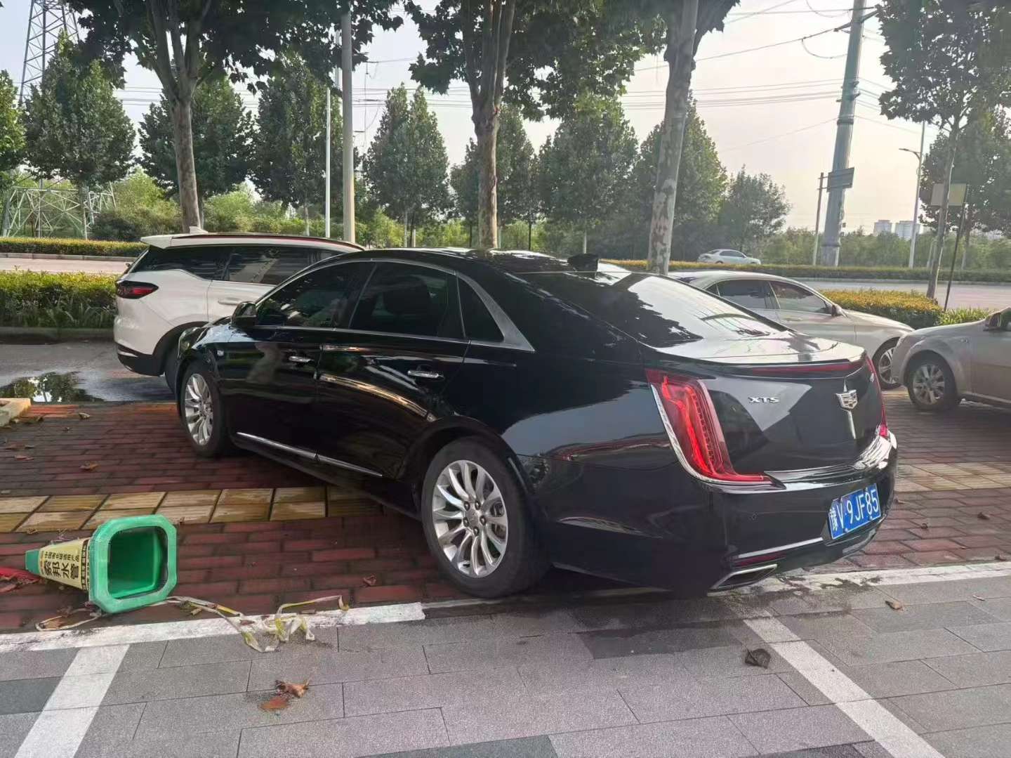 Cadillac XTS 3