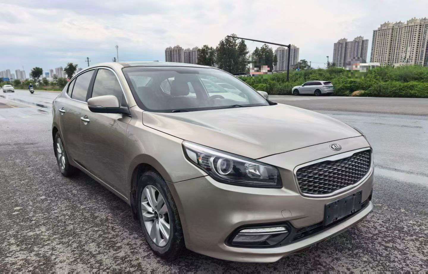 Kia K4 3
