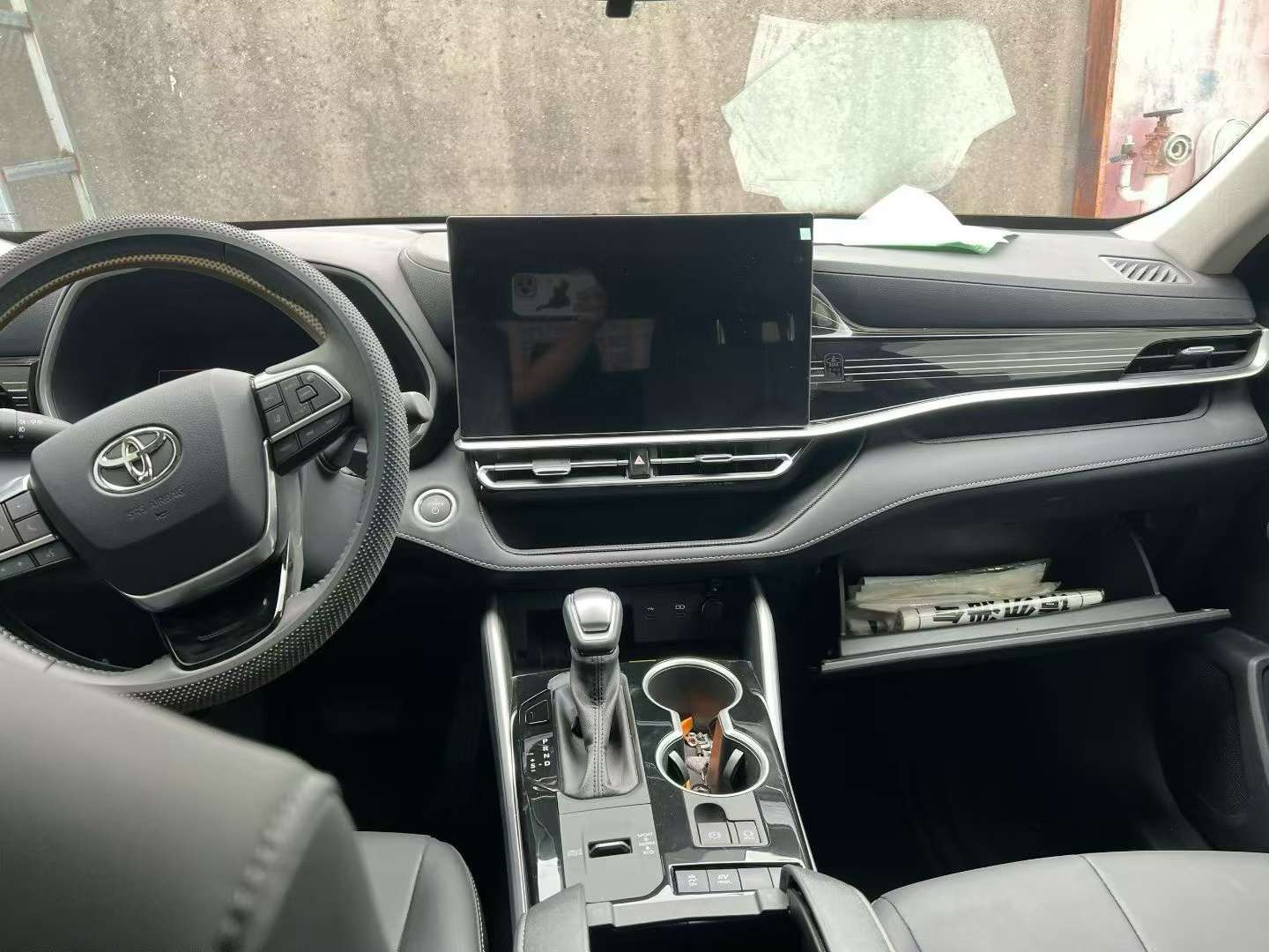 Toyota Highlander 2026 2.5L Hybrid 5-Seat Elite Edition 6