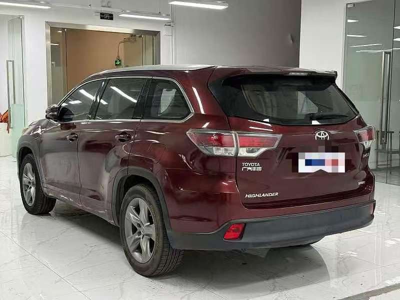 Toyota Highlander 2015 2.0T FWD Luxury 7-Seater 3