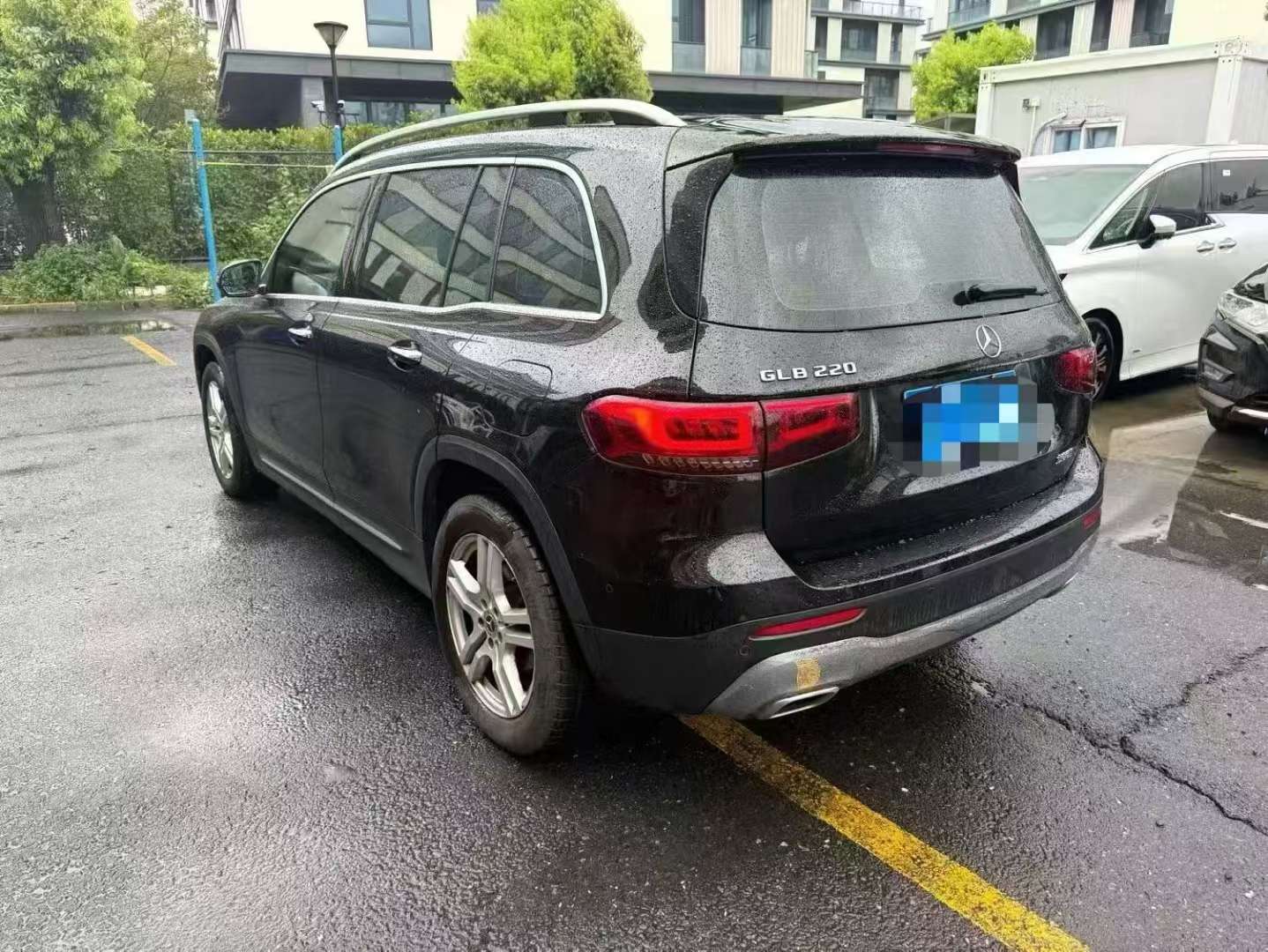 Mercedes-Benz GLB 2023 220 Fashion Edition 2