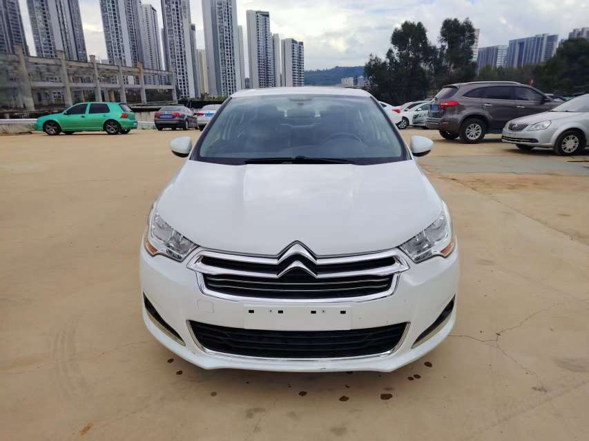 Citroën C4L