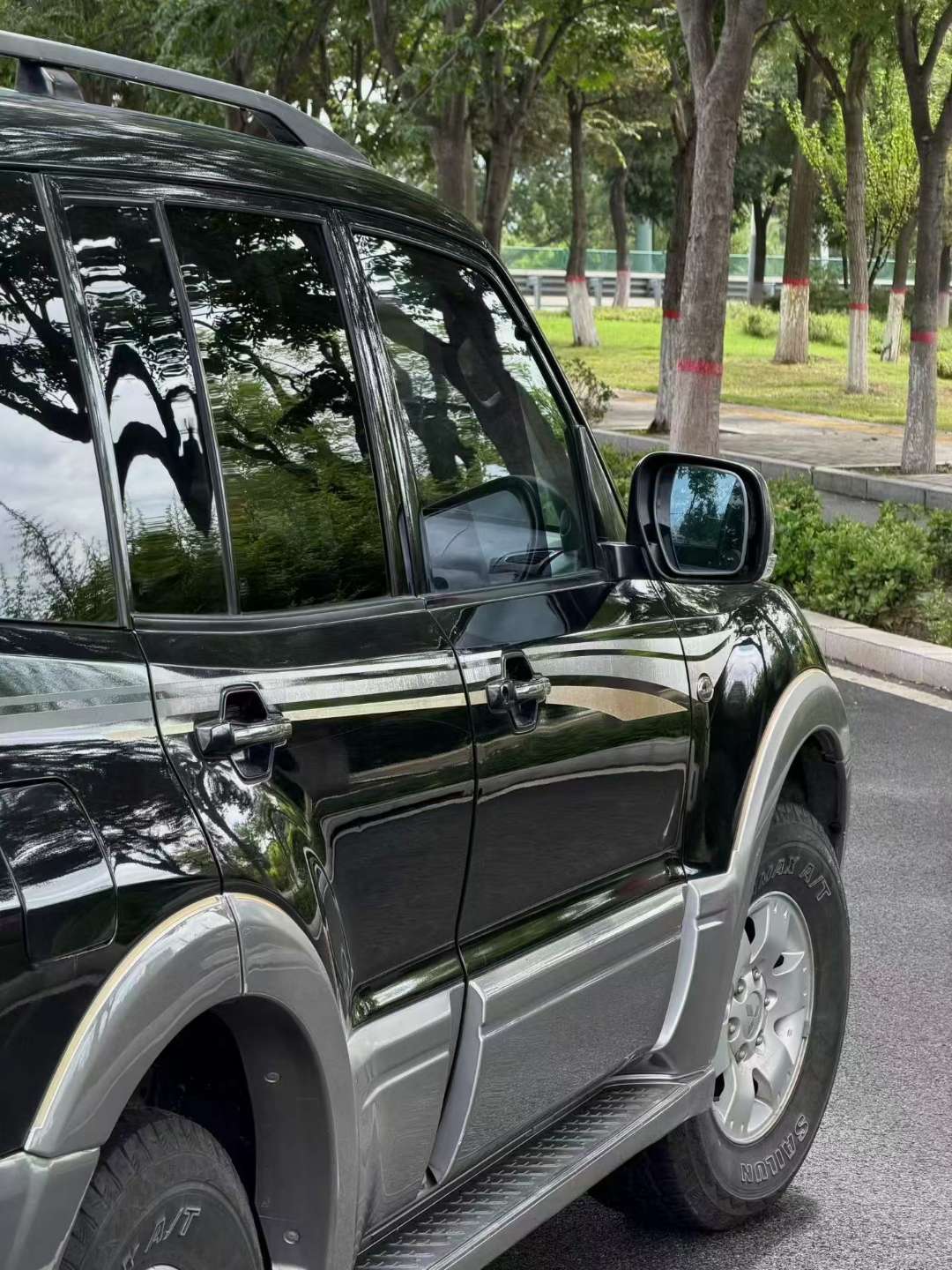 Mitsubishi Pajero 2010 V73 GLS Top Trim 4