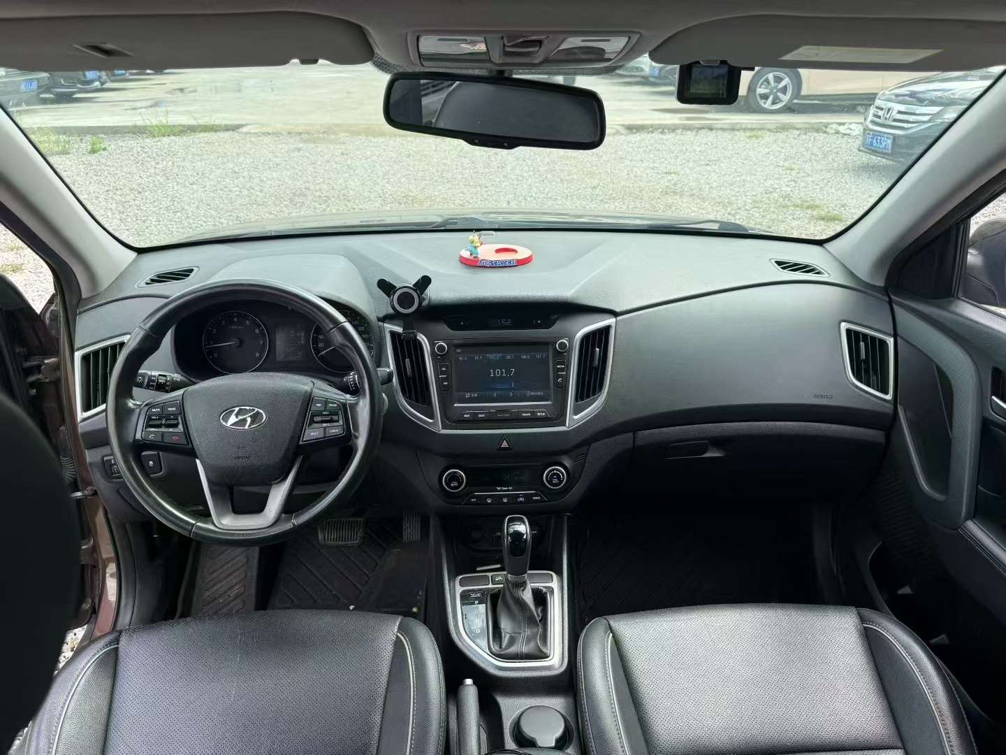 Hyundai ix25 9