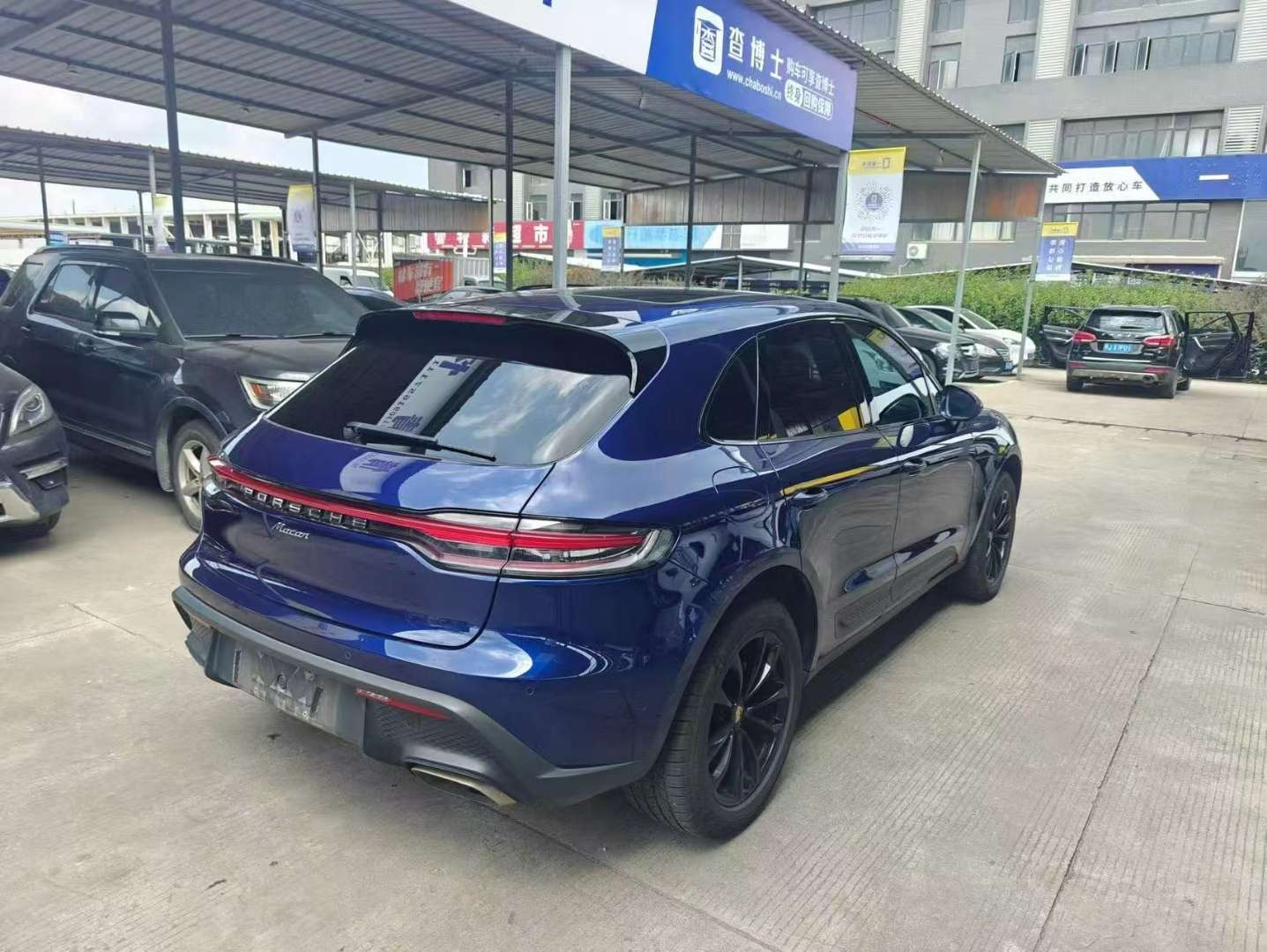 Porsche Macan 2022 4