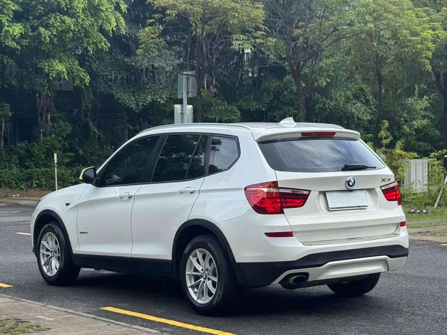 BMW X3 2016 X3 sDrive20i 2.0T 4
