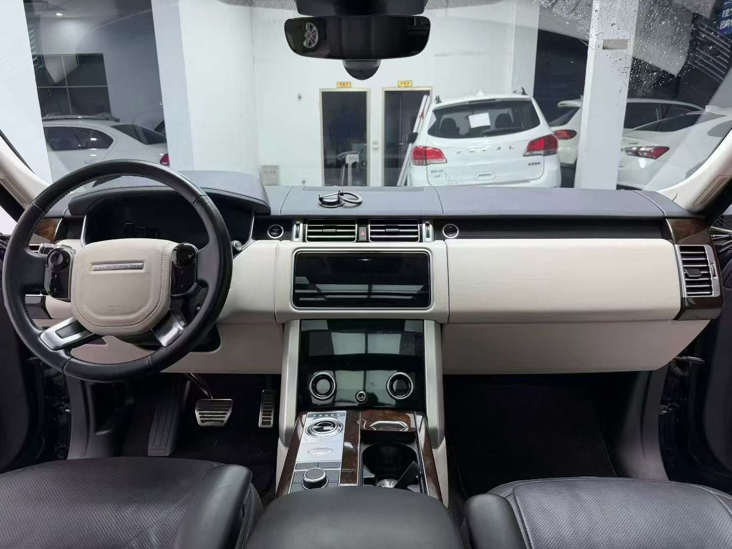 Land Rover Range Rover 8