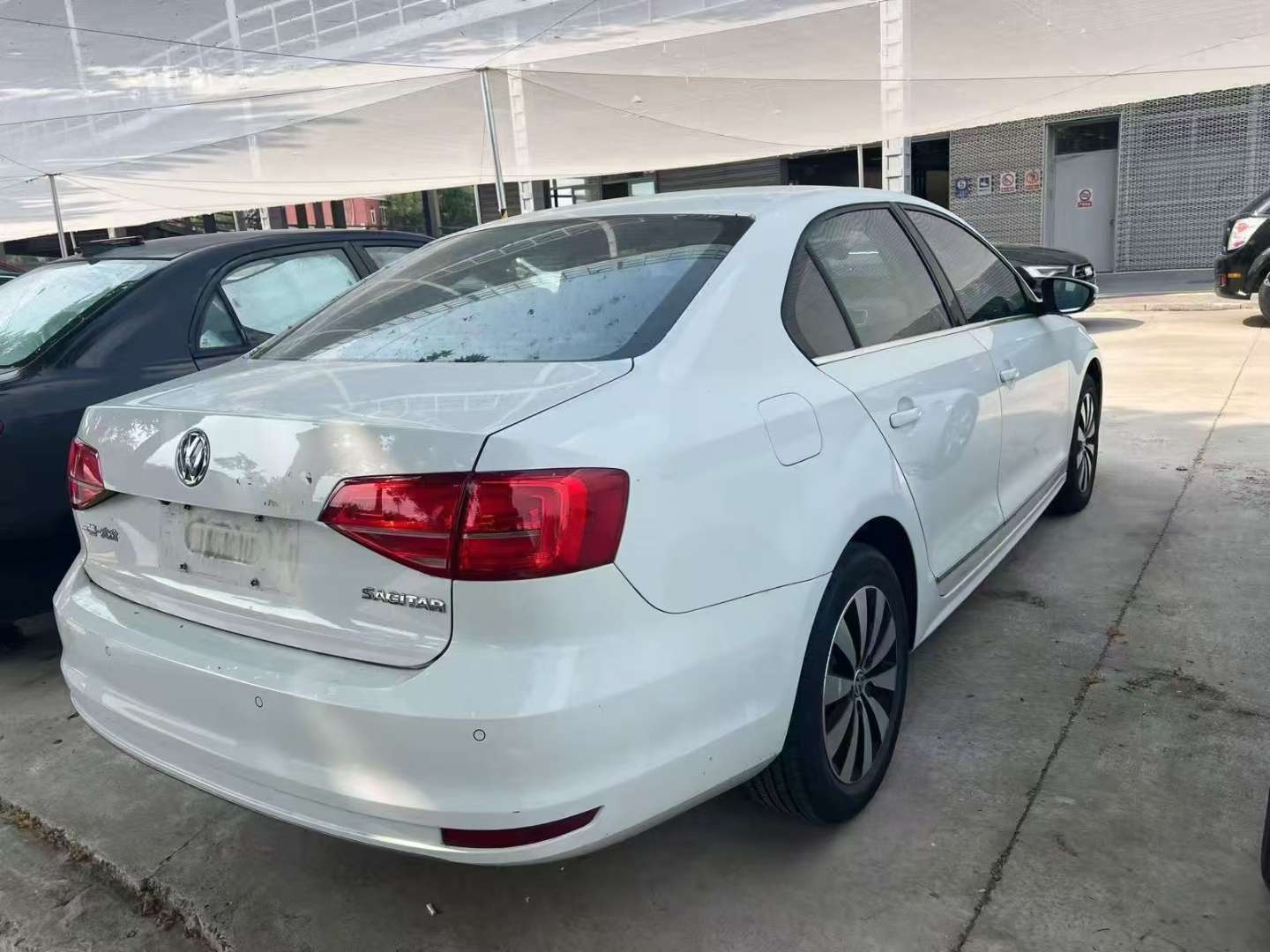 Volkswagen Sagitar 5