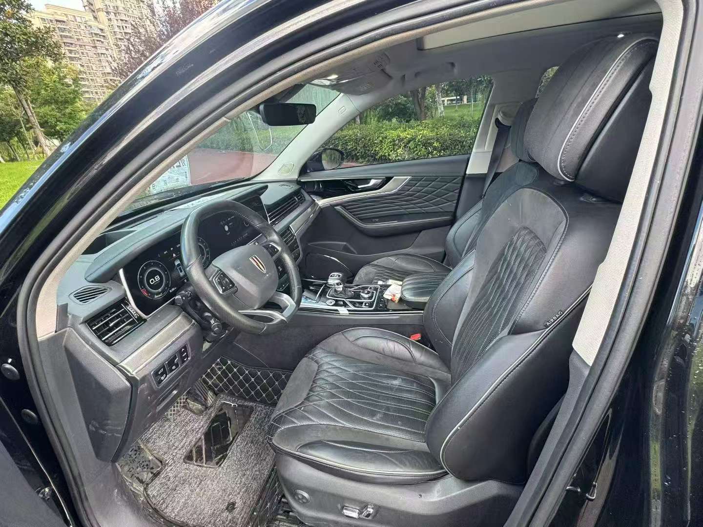 Hongqi HS5 2.0T Top Trim 4