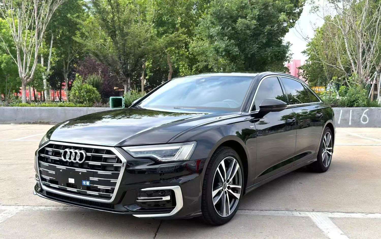 Audi A6L 40 Luxury Elegant 2