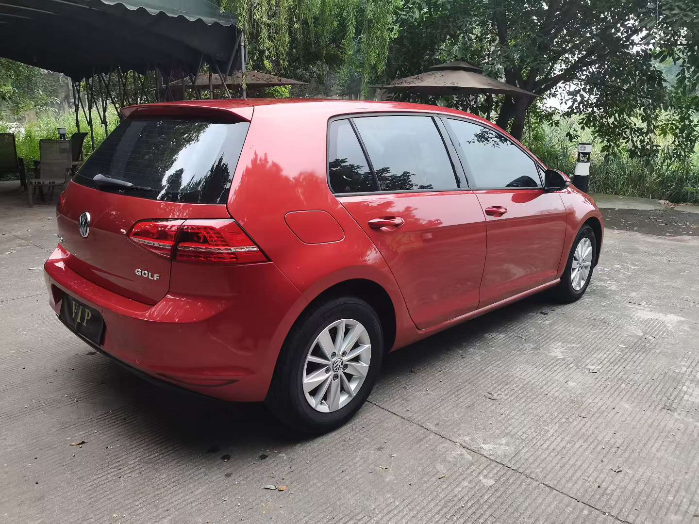 Volkswagen Golf 1.6L Automatic 4