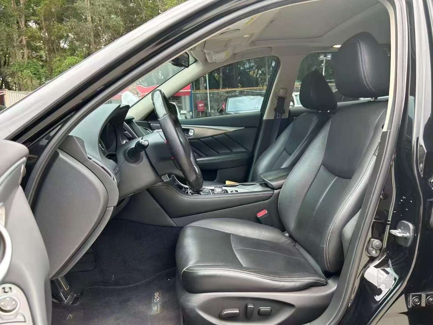 Infiniti Q50L 2018 Yixiang Edition 2.0T 6
