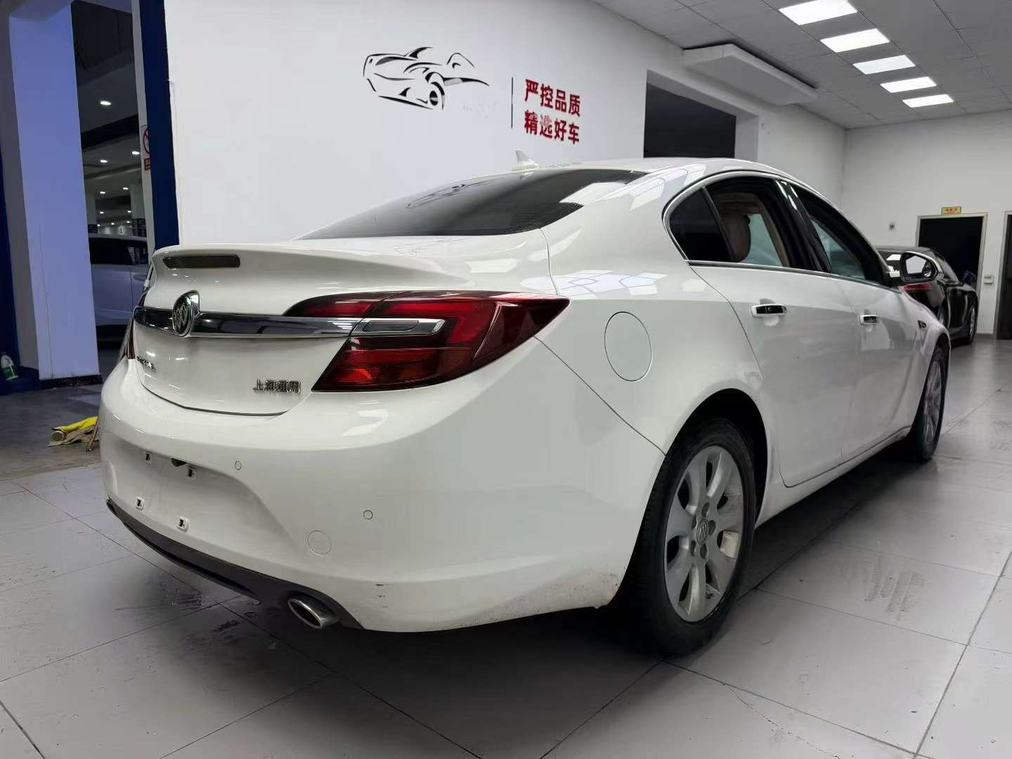 Buick Regal 3
