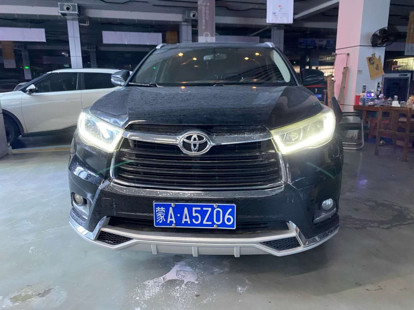 Toyota Highlander 2.0T 2WD 7-Seat Luxury