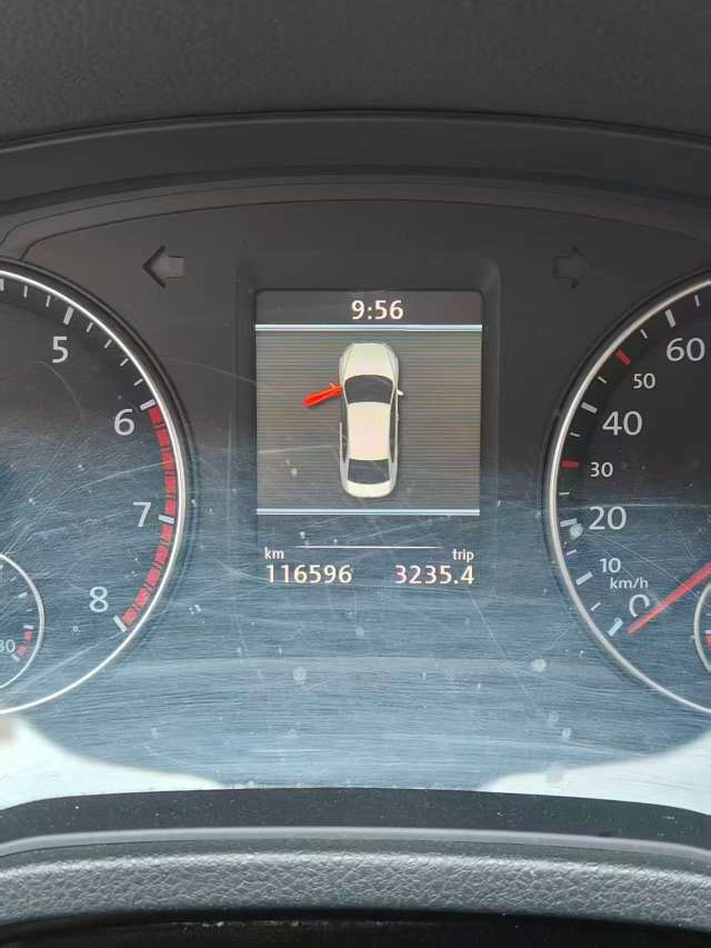 Volkswagen Santana 2.0T Automatic Sunroof 3