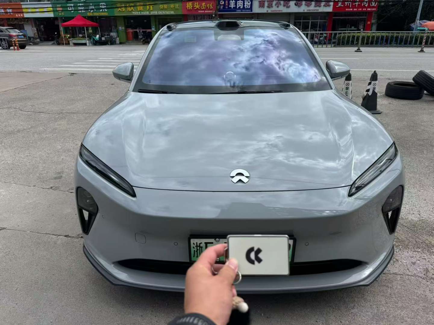 NIO ET5T
