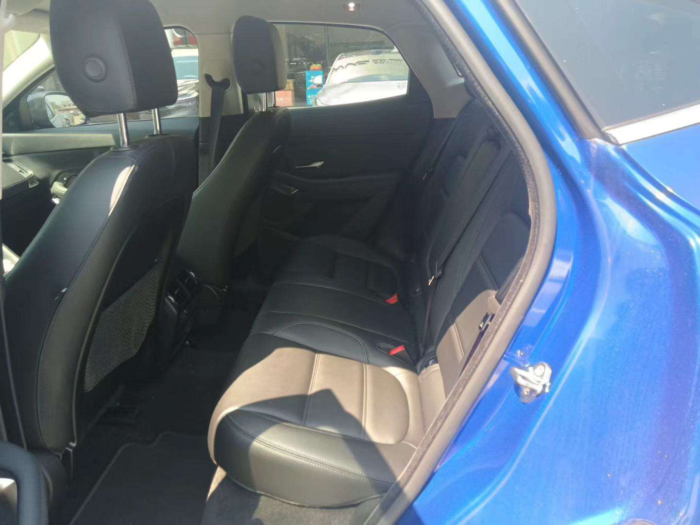 Jaguar E-PACE P250S 6