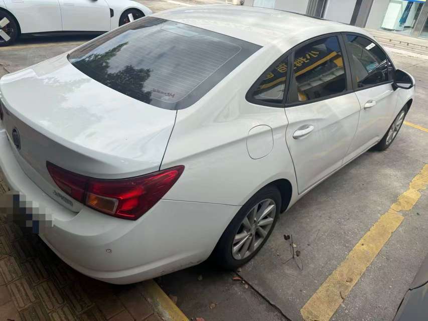 Buick Verano 2016 1.5L Automatic Sunroof 3