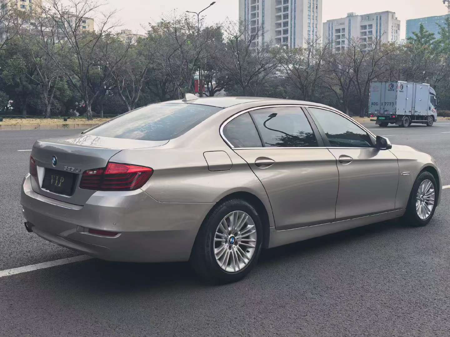 BMW 5 Series 2014 525Li 2.0T Leading Edition 7
