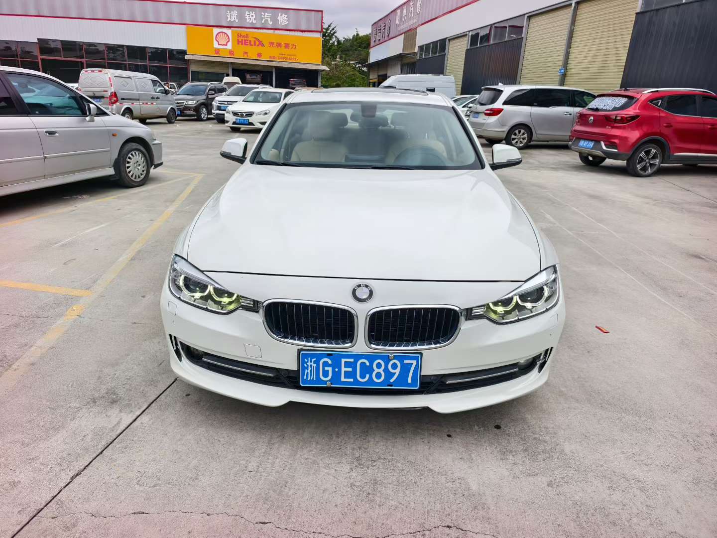 BMW 3 Series 320Li 5