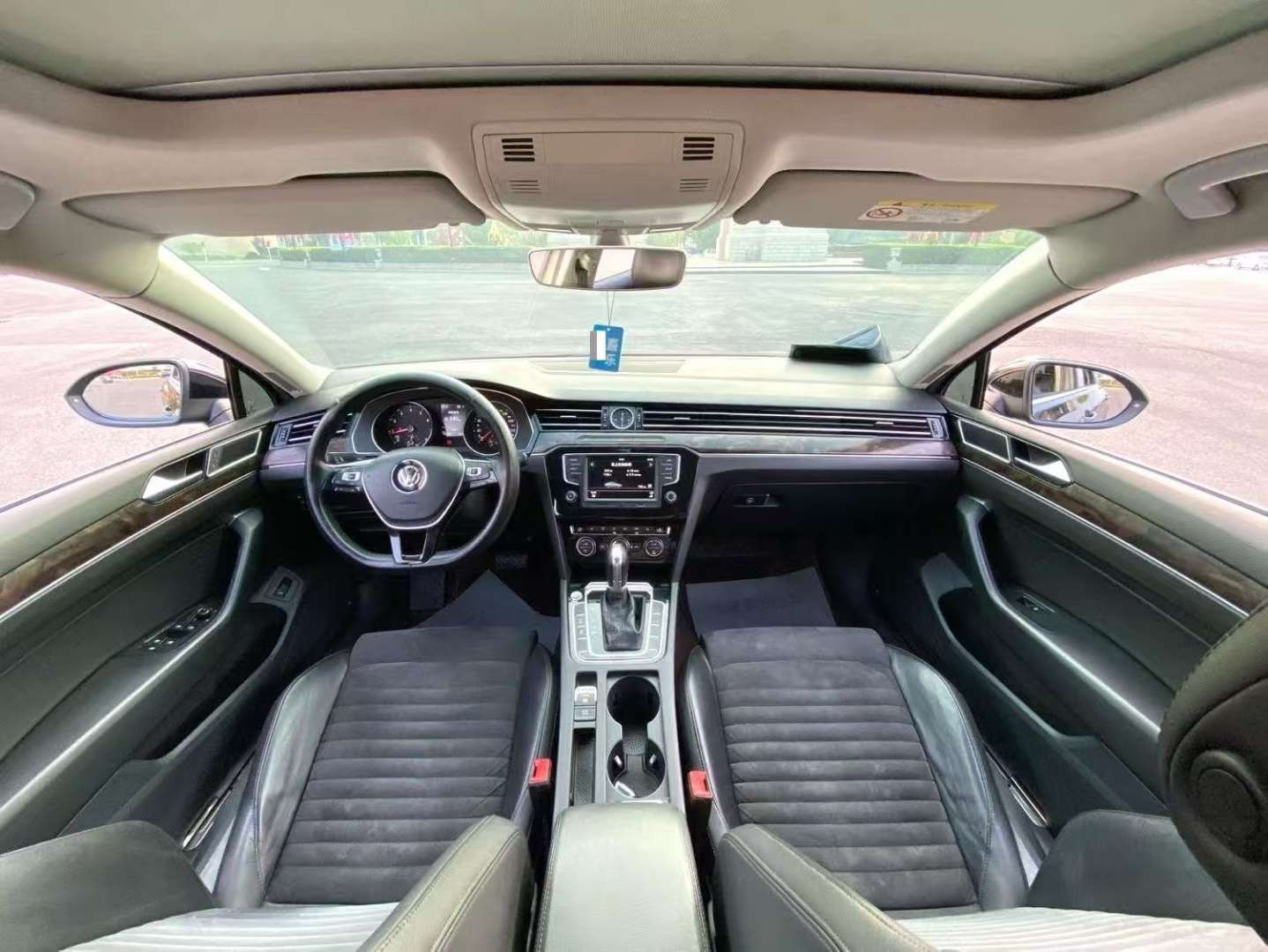Volkswagen Magotan 2017 330TSI DSG Luxury 8