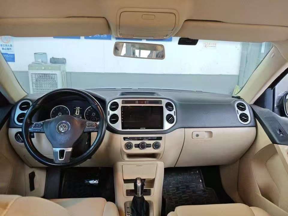 Volkswagen Tiguan 1.8TSI 2WD Comfort Edition 7