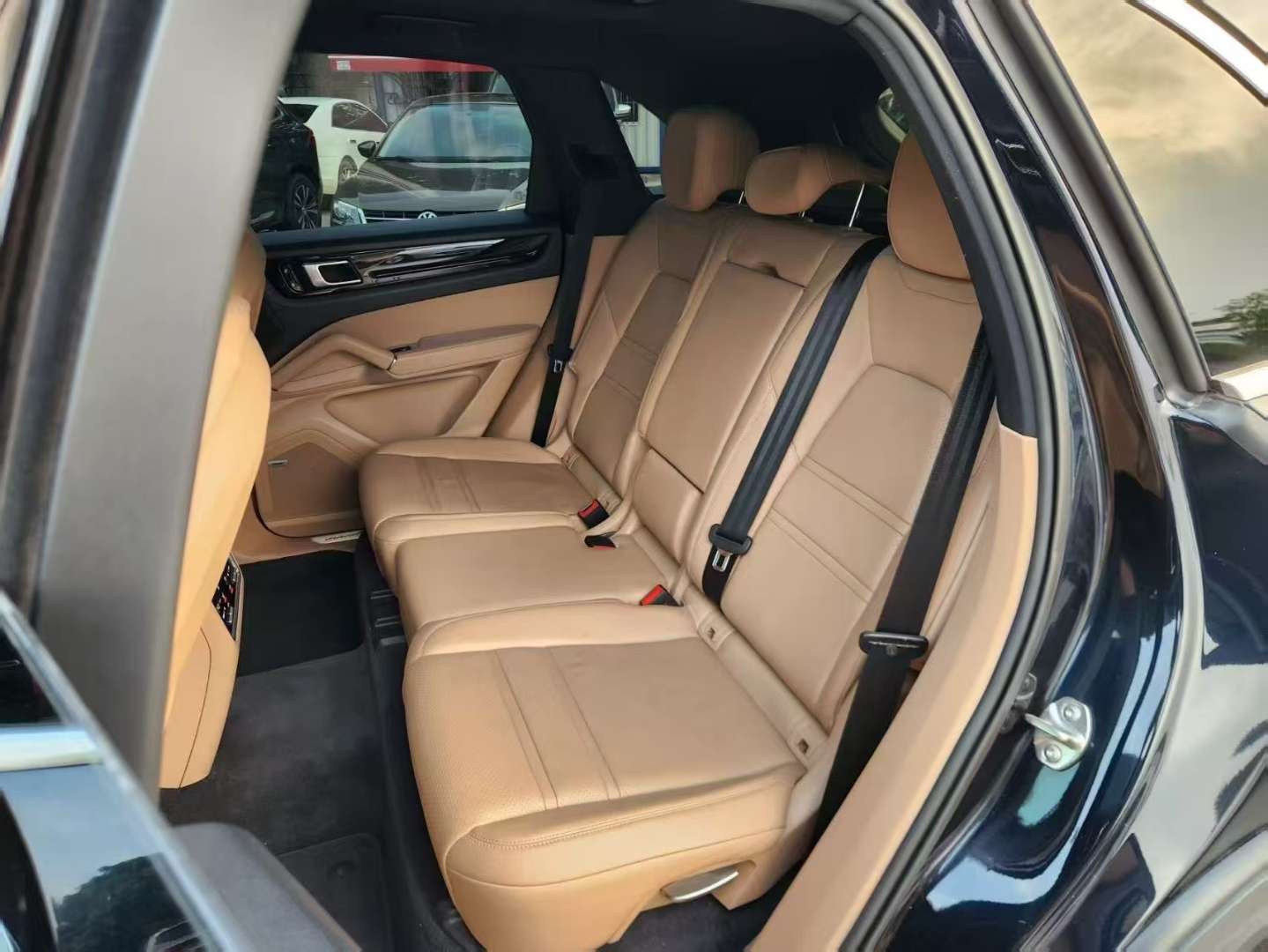 Land Rover Discovery Sport 2.0T SE 2