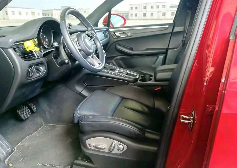 Porsche Macan 2.0T 5