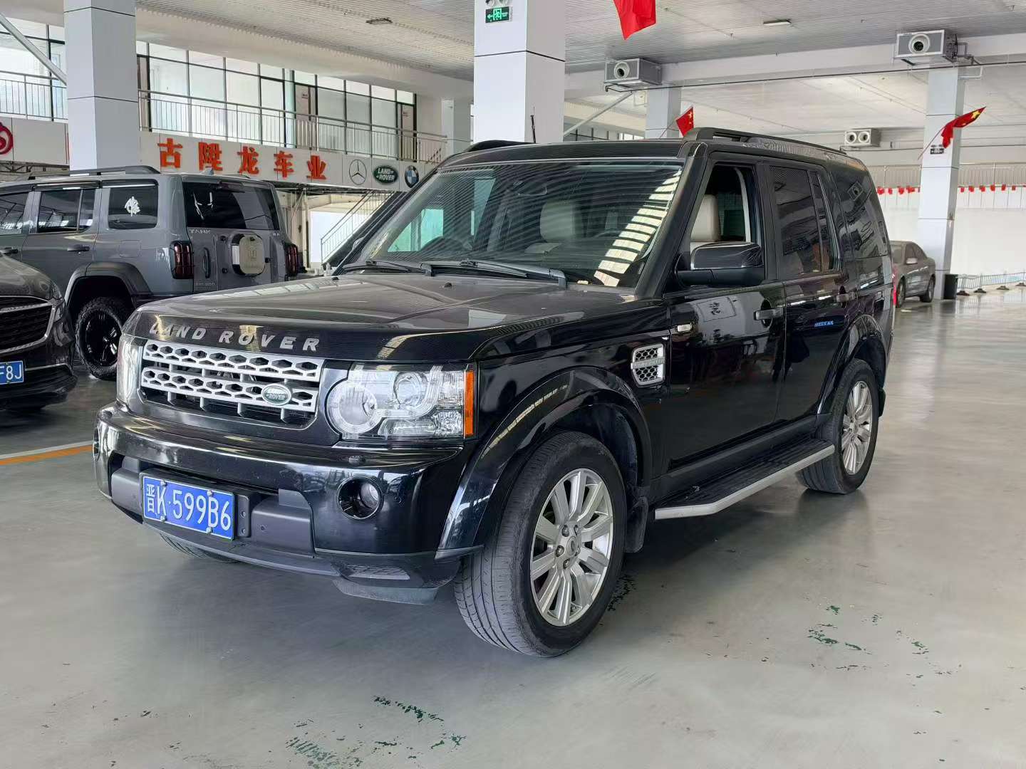Land Rover Discovery 4